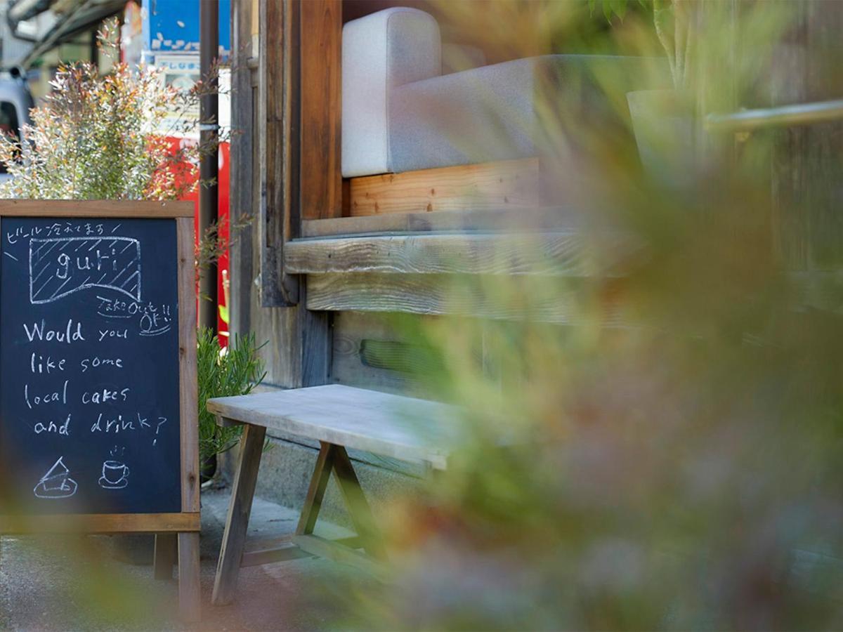 Cafe & Bb Guri Bed & Breakfast Ine Exterior photo